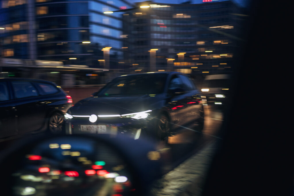 VW golf 8 logo lumineux